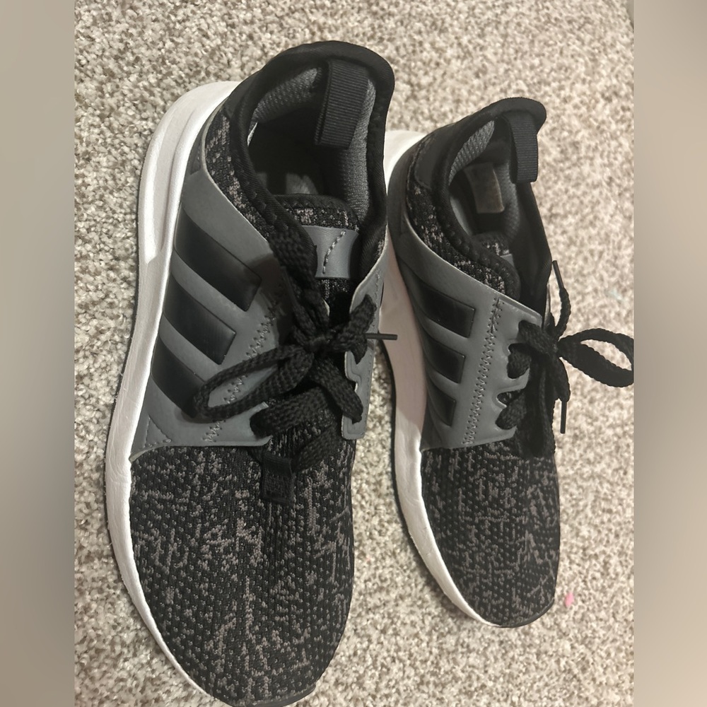 adidas tennis shoes